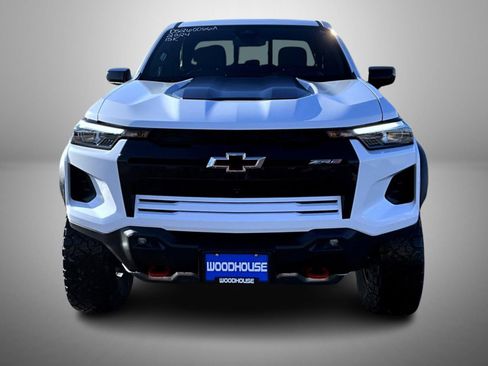 Used 2024 Chevrolet Colorado ZR2 w/ Technology Package image 2