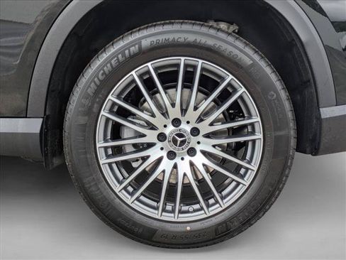 Used 2026 Mercedes-Benz GLC 300 image 9
