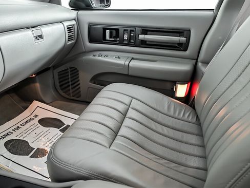 Used 1994 Chevrolet Impala SS RWD image 29