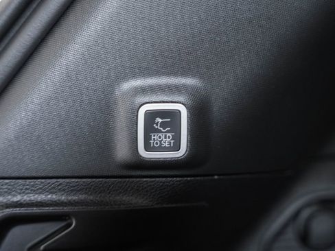 New 2025 Jeep Grand Cherokee 4WD image 10