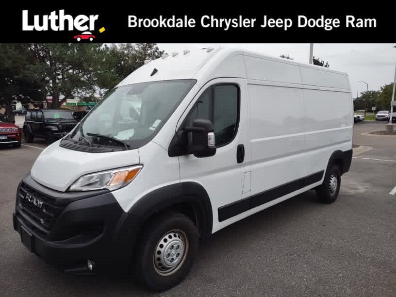 Used 2026 RAM ProMaster 2500 w/ Convenience Group FWD image 1