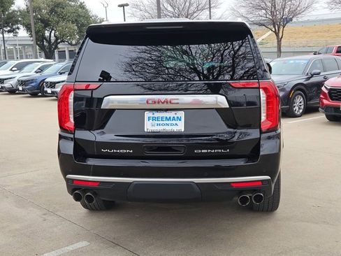 Used 2023 GMC Yukon Denali image 6