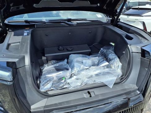 New 2026 GMC Sierra EV Elevation image 25