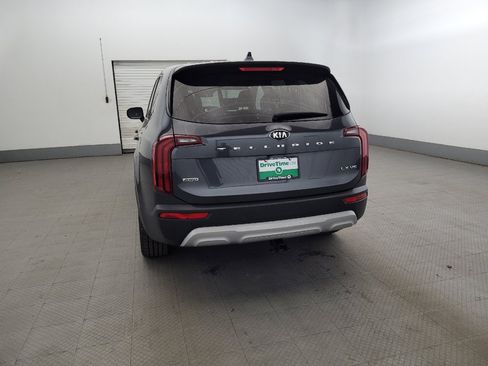 Used 2020 Kia Telluride LX AWD/4WD image 6