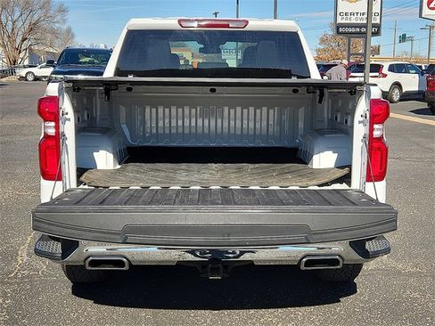 Certified 2022 Chevrolet Silverado 1500 LTZ w/ Z71 Off-Road Package image 10