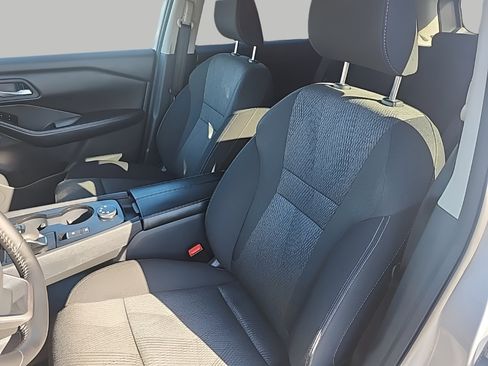 Used 2025 Nissan Rogue SV AWD/4WD image 40