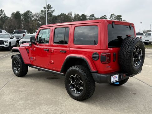 Used 2022 Jeep Wrangler Unlimited Rubicon 4xe w/ Cold Weather Group image 7