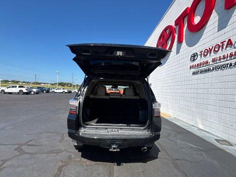 Used 2023 Toyota 4Runner SR5 Premium w/ Moonroof Package RWD image 30