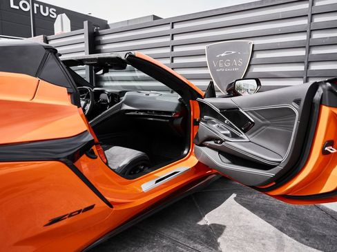 Used 2024 Chevrolet Corvette Z06 w/ Z07 Performance Package image 31