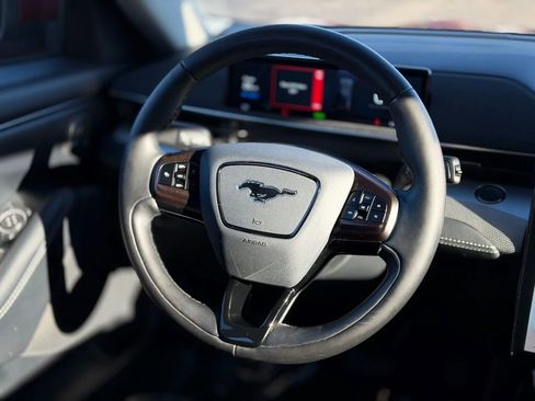 Used 2021 Ford Mustang Mach-E Select w/ Comfort/Appearance Package image 13