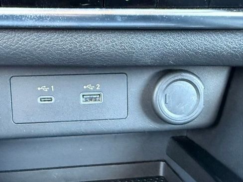 Certified 2023 Nissan Rogue SV image 35