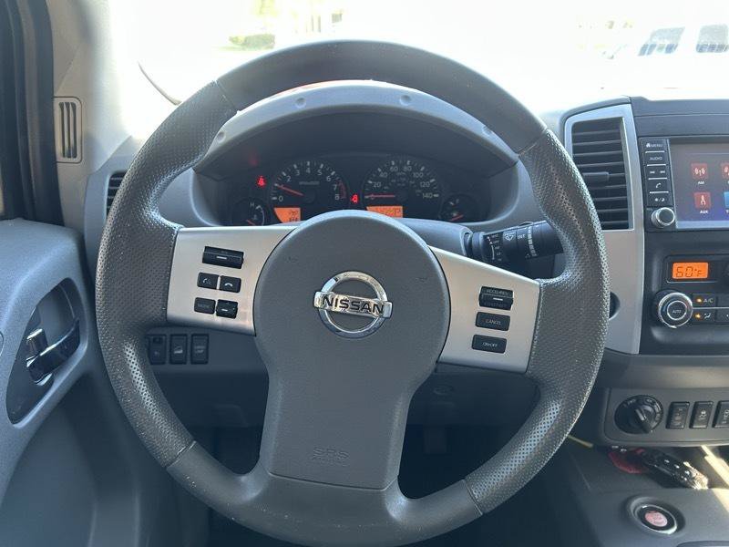 Used 2020 Nissan Frontier SV AWD/4WD image 10
