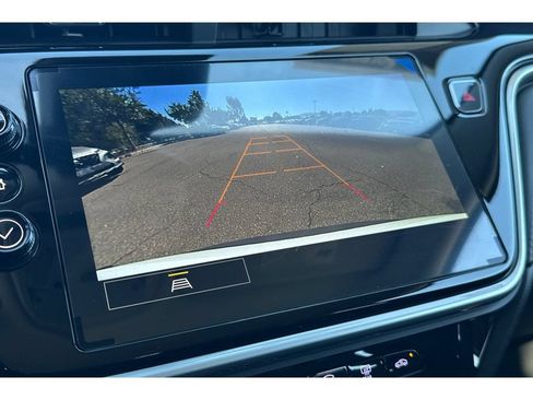 Used 2023 Chevrolet Bolt EUV LT w/ Convenience Package FWD image 27