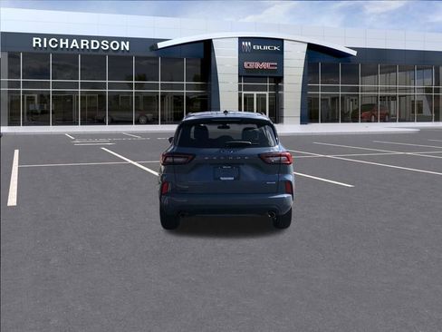 Used 2023 Ford Escape ST-Line w/ Tech Pack #1 AWD/4WD image 4