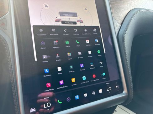 Used 2018 Tesla Model X 75D AWD/4WD image 23