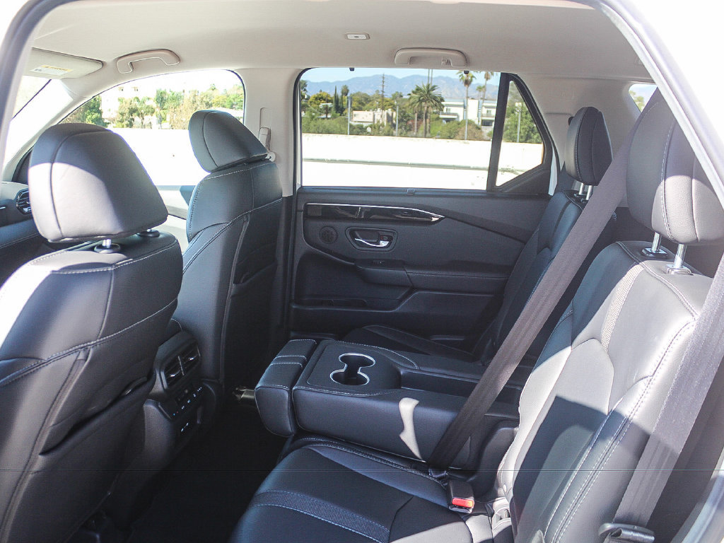 Certified 2025 Honda Pilot EX-L image 19