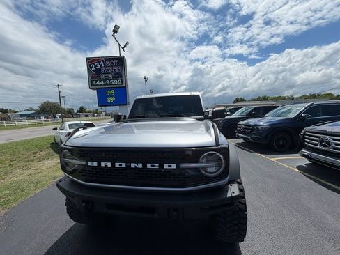 Used 2022 Ford Bronco Wildtrak AWD/4WD image 10