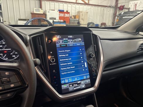 Certified 2025 Subaru Crosstrek 2.0i Premium w/ Convenience Package #2 image 21