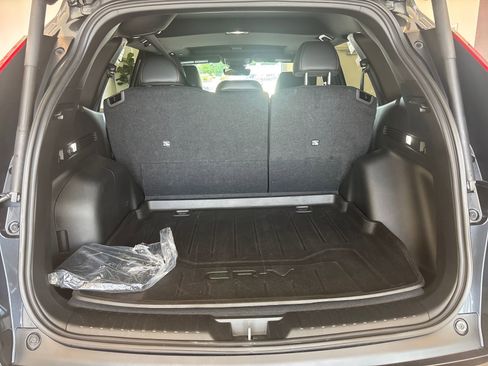 Used 2025 Honda CR-V Sport-L image 9