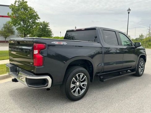Used 2023 Chevrolet Silverado 1500 LT AWD/4WD image 6
