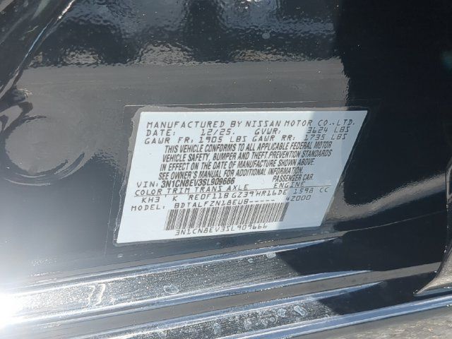 Used 2025 Nissan Versa SV w/ Trunk Package FWD image 35