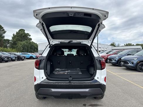 New 2026 GMC Terrain AT4 image 23