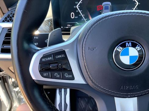Used 2024 BMW X5 xDrive40i w/ M Sport Package AWD/4WD image 22