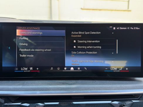 Used 2024 BMW X5 xDrive50e w/ Executive Package AWD/4WD image 33