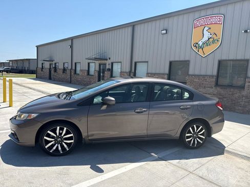 Used 2015 Honda Civic EX-L image 16