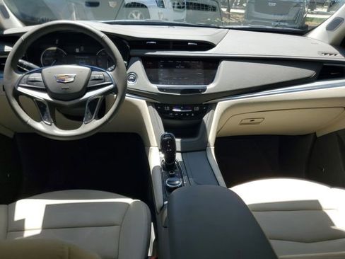 Certified 2024 Cadillac XT5 Premium Luxury FWD image 13