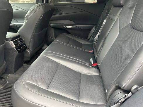 Used 2024 Lexus RX 350 w/ Technology Package image 16