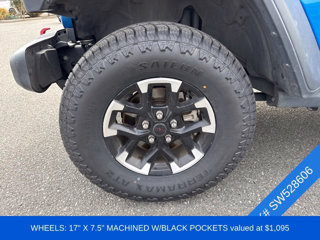 Used 2025 Jeep Wrangler Unlimited Rubicon AWD/4WD image 4