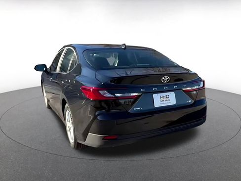 Used 2025 Toyota Camry LE FWD image 10