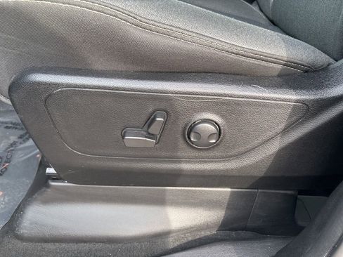 Used 2022 RAM 1500 Big Horn image 15