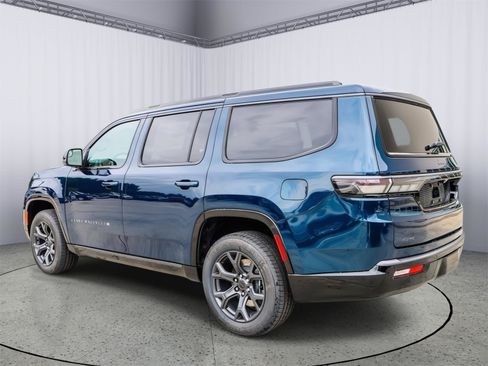 New 2026 Jeep Grand Wagoneer Limited w/ Premium Group II AWD/4WD image 6