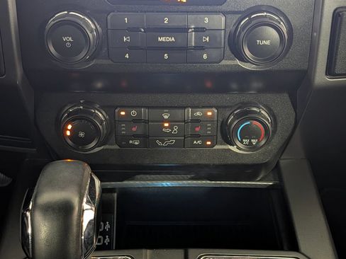 Used 2019 Ford F150 XLT w/ Equipment Group 302A Luxury RWD image 15