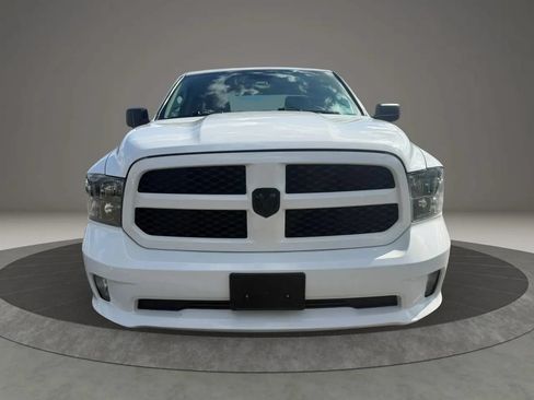 Used 2019 RAM 1500 Express w/ Express Value Package AWD/4WD image 2