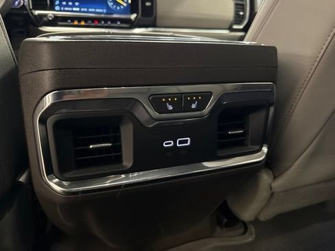Used 2026 Chevrolet Silverado 1500 LTZ AWD/4WD image 31