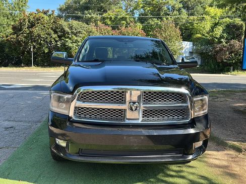 Used 2012 RAM 1500 Limited AWD/4WD image 2