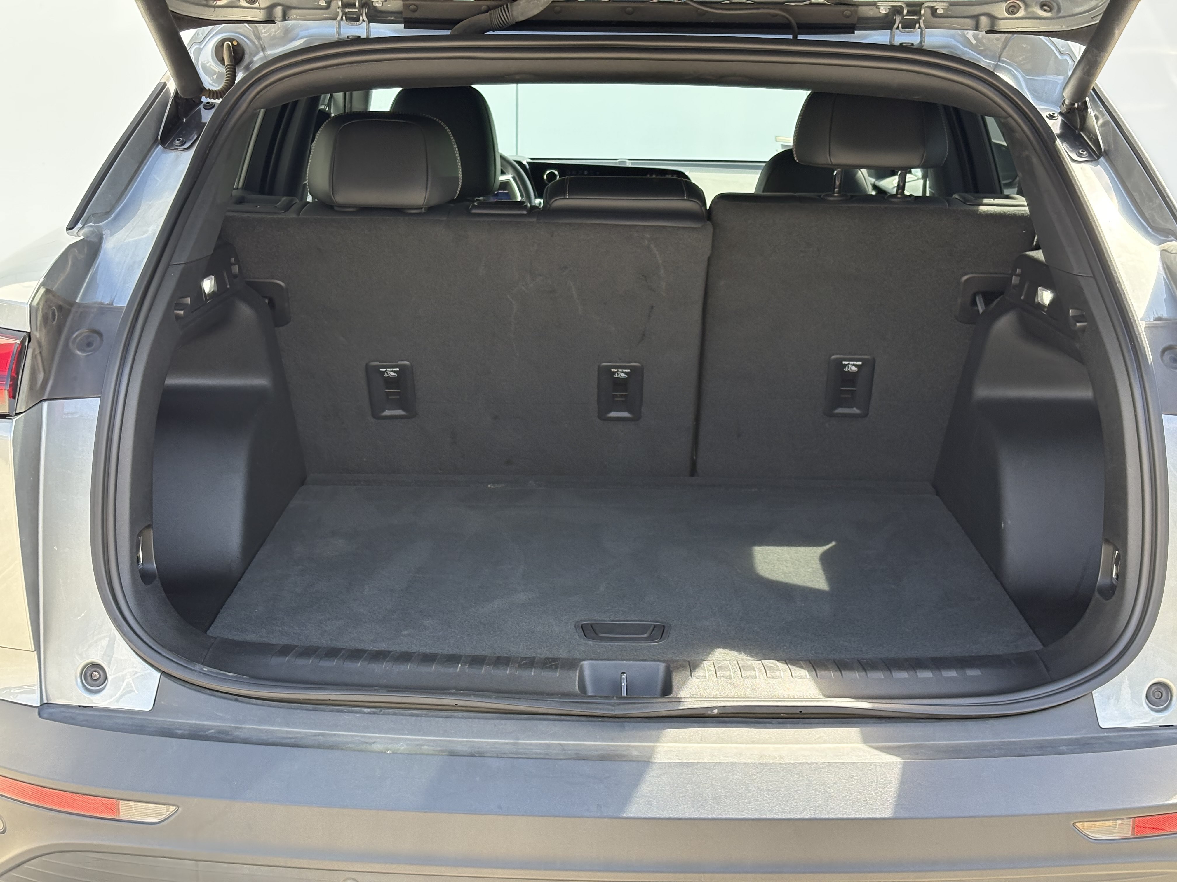 Used 2024 Chevrolet Blazer EV LT AWD/4WD image 9