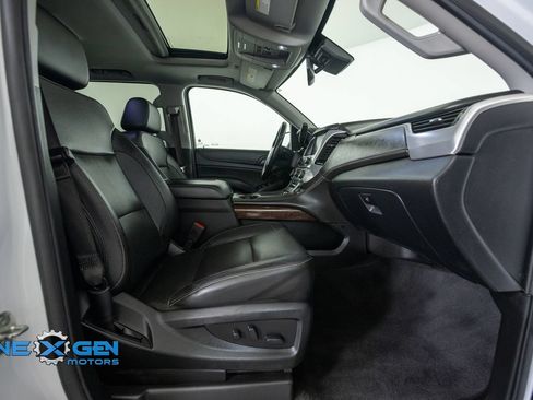 Used 2020 GMC Yukon SLT AWD/4WD image 44