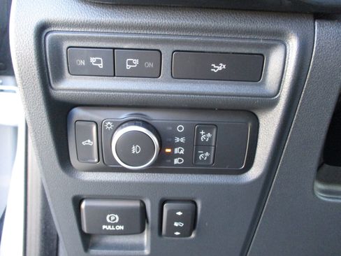 Used 2022 Ford F150 XLT w/ Equipment Group 302A High image 43