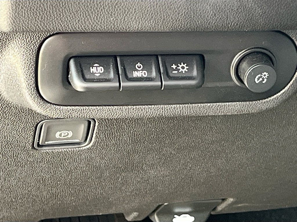 Used 2024 GMC Terrain AT4 AWD/4WD image 10