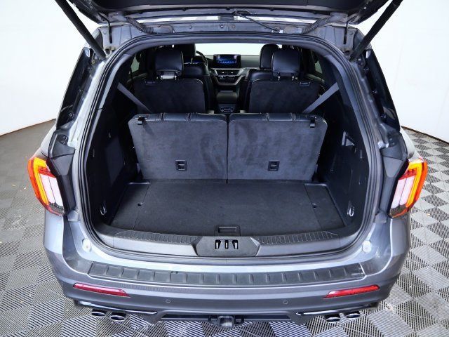 Certified 2025 Ford Explorer ST AWD/4WD image 8