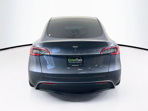 Used 2023 Tesla Model Y Long Range AWD/4WD image 7