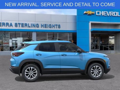Used 2026 Chevrolet TrailBlazer LS w/ LS Convenience Package FWD image 5