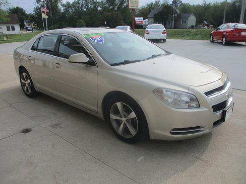Used 2011 Chevrolet Malibu LT w/ Power Convenience Package FWD image 19