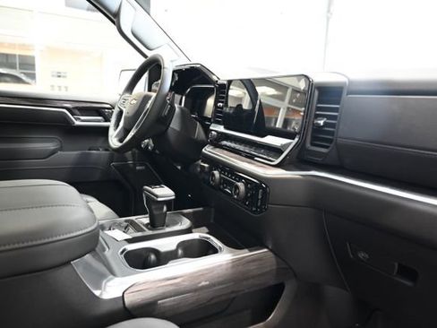 New 2026 Chevrolet Silverado 1500 LTZ w/ LTZ Premium Package AWD/4WD image 14