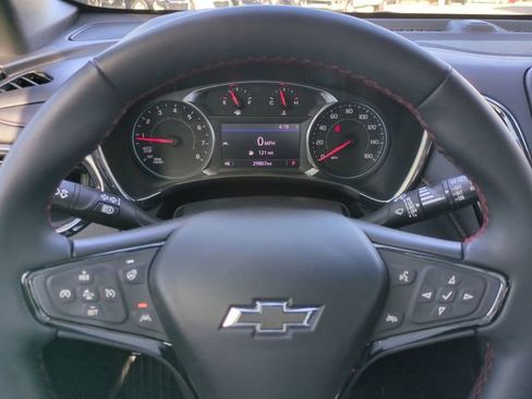 Used 2024 Chevrolet Equinox RS w/ RS Leather Package FWD image 31