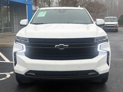 Used 2024 Chevrolet Suburban RST w/ Luxury Package image 3